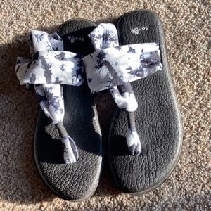 Sanuk Tie-Dye Filp Flops